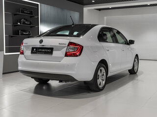2017 Skoda Rapid I Рестайлинг, белый, 1475000 рублей, вид 5