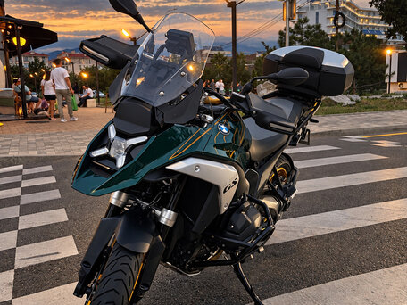 2025 BMW R 1300 GS, зелёный, 2745000 рублей, вид 4