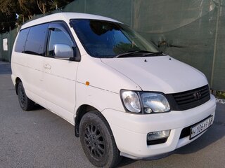 1999 Toyota Lite Ace Noah V, белый, 1250000 рублей, вид 4