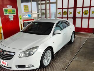 2013 Opel Insignia I, белый, 950000 рублей, вид 2