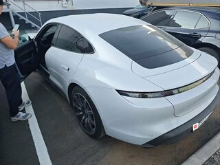 2021 Porsche Taycan 4S I, серебристый, 10000000 рублей, вид 5