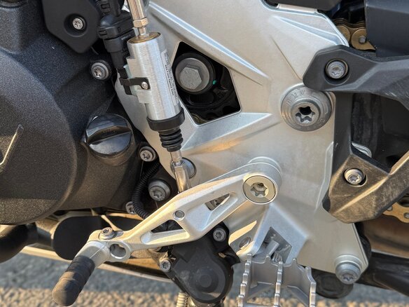 2024 BMW F 900 GS Adventure, серебристый, 2150000 рублей - вид 19