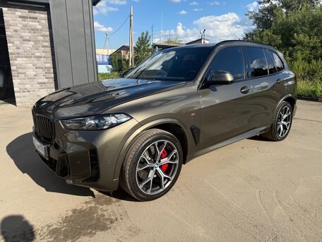 2023 BMW X5 Long 40Li IV (G05/G18) Рестайлинг, коричневый, 11500000 рублей, вид 3