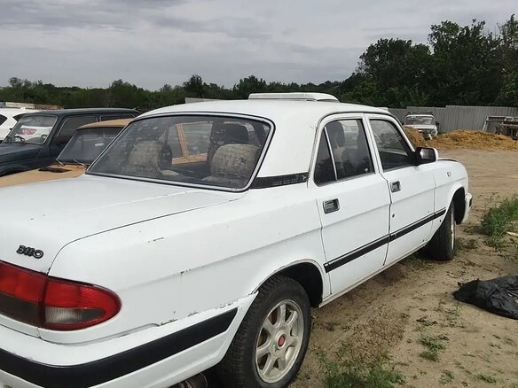 2000 ГАЗ 3110 «Волга», белый, 130000 рублей - вид 1
