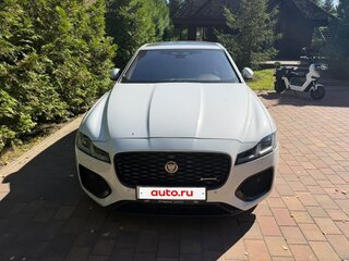 2021 Jaguar XF II Рестайлинг, белый, 5000000 рублей, вид 2
