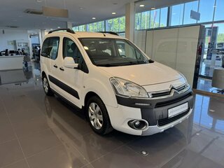 2012 Citroen Berlingo II Рестайлинг, белый, 929000 рублей, вид 3
