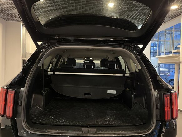 2021 Kia Sorento IV, чёрный - вид 15