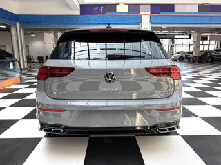 2023 Volkswagen Golf VIII, серый, 1620000 рублей, вид 5