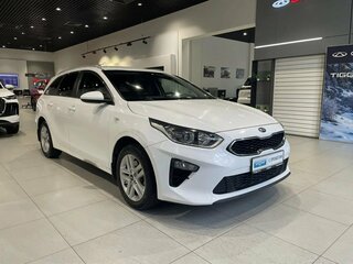 2021 Kia Ceed III, белый, 1319000 рублей, вид 3