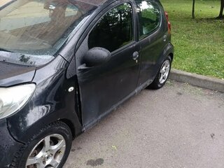 2008 Peugeot 107 I, чёрный, 205000 рублей, вид 4
