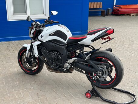 2012 Yamaha FZ1, белый, 560000 рублей, вид 2