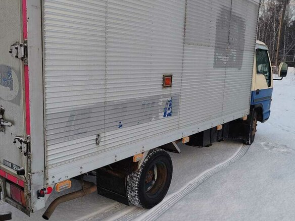 1997 Isuzu Elf (N-series), бежевый, 1435000 рублей - вид 14