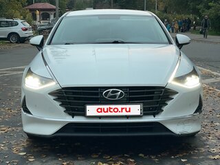 2021 Hyundai Sonata VIII (DN8), белый, 1650000 рублей, вид 2