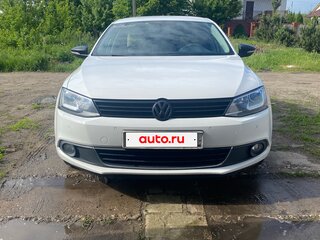 2013 Volkswagen Jetta VI, белый, 1100000 рублей, вид 2