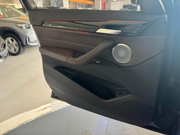 2023 BMW X1 Long 20Li sDrive II (F48) Рестайлинг, синий, 2980000 рублей - вид 13