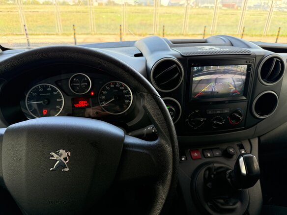 2021 Peugeot Partner Crossway II Рестайлинг 2, белый, 1750000 рублей - вид 8