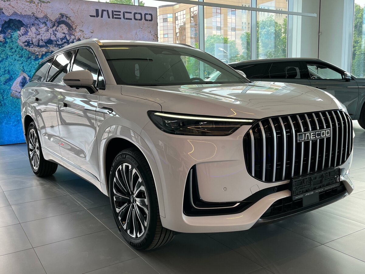 Открыть фотографии: Jaecoo J8