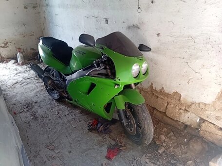 1996 Kawasaki ZXR 750, зелёный, 200000 рублей, вид 3