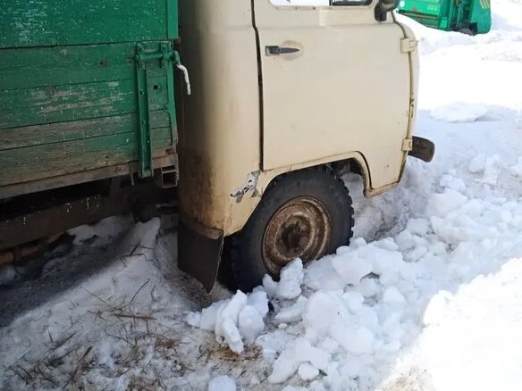 1993 УАЗ 451, бежевый, 170000 рублей - вид 1