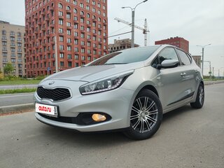 2013 Kia Ceed II, серебристый, 800000 рублей, вид 1