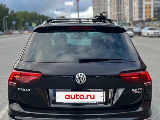 2018 Volkswagen Tiguan II, чёрный, 2150000 рублей, вид 4