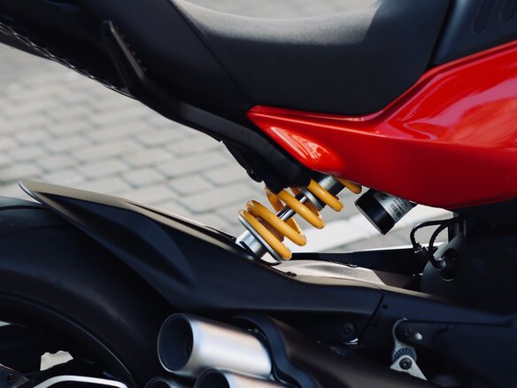 2024 Ducati Diavel V4, красный, 2419787 рублей - вид 4