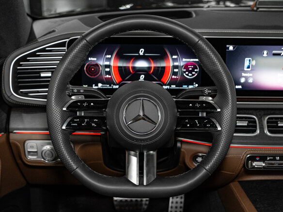 2026 Mercedes-Benz GLS 450 II (X167) Рестайлинг, чёрный, 16640000 рублей - вид 15