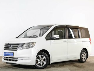 2012 Honda Stepwgn IV Рестайлинг, белый, 1649000 рублей, вид 3