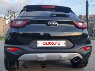 2020 Kia Stonic I, чёрный, 1800000 рублей, вид 3