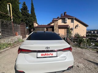 2022 Toyota Avalon V, белый, 3550000 рублей, вид 4