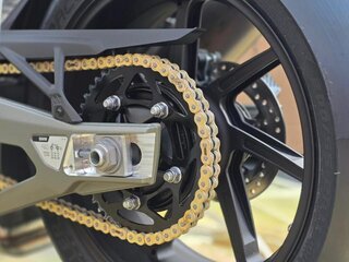 2025 BMW S 1000 RR, белый, 3300000 рублей, вид 2