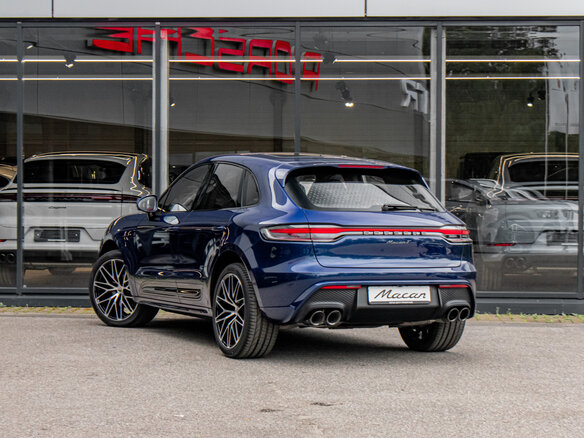 2025 Porsche Macan I Рестайлинг 2, синий, 11859000 рублей - вид 5