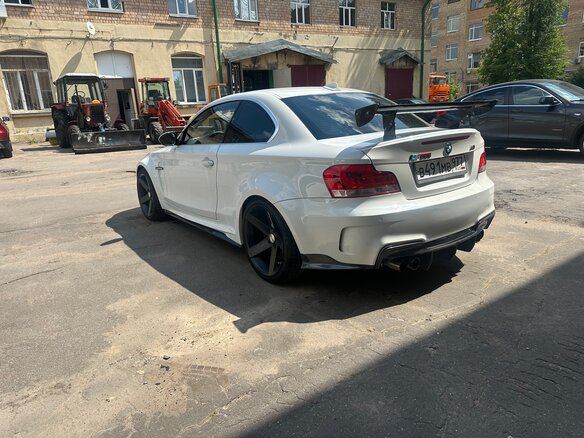 2012 BMW 1M I (E82), белый, 5750000 рублей - вид 3