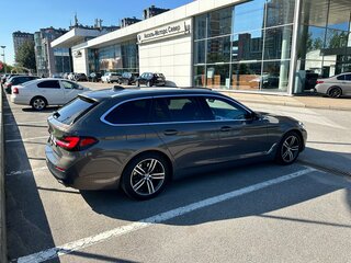 2020 BMW 5 серии 520d VII (G30/G31/G38) Рестайлинг, серый, 4500000 рублей, вид 5
