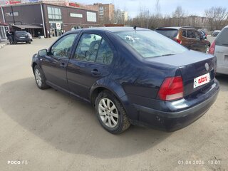 2000 Volkswagen Bora I, синий, 230000 рублей, вид 5
