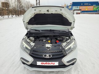 2017 Lada (ВАЗ) XRAY I, белый, 699000 рублей, вид 3