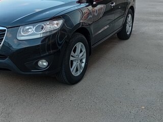 2010 Hyundai Santa Fe II Рестайлинг, чёрный, 1400000 рублей, вид 1