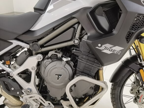 2022 Triumph Tiger 1200, белый, 1950000 рублей - вид 6