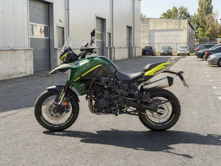 2026 Benelli TRK 702 X, зелёный, 598500 рублей, вид 2