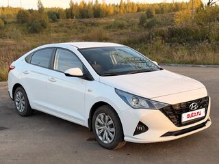 2022 Hyundai Solaris II Рестайлинг, белый, 1550000 рублей, вид 3