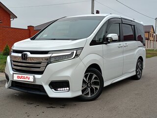 2018 Honda Stepwgn Spada V Рестайлинг, белый, 2590000 рублей, вид 1