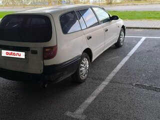1995 Toyota Caldina I Рестайлинг, белый, 180000 рублей, вид 3