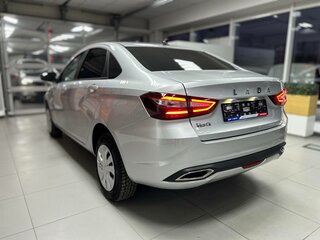 2026 Lada (ВАЗ) Vesta I Рестайлинг (NG), серебристый, 1705000 рублей, вид 5