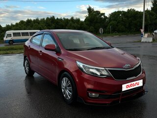 2016 Kia Rio III Рестайлинг, красный, 650000 рублей, вид 2