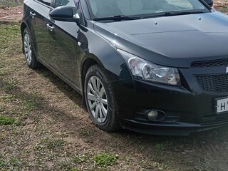 2012 Chevrolet Cruze I Рестайлинг, чёрный, 800000 рублей, вид 1