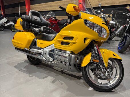 2001 Honda GL 1800 Gold Wing, жёлтый, 815000 рублей, вид 4