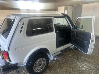 2018 Lada (ВАЗ) 2121 (4x4) I Рестайлинг, белый, 675000 рублей, вид 5