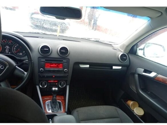 2011 Audi A3 II (8P) Рестайлинг 2, чёрный, 597700 рублей - вид 7