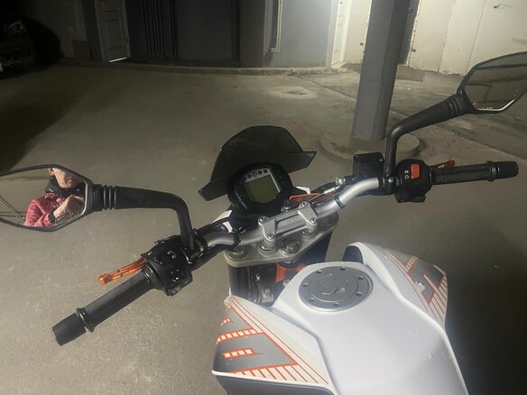 2014 KTM 390 Duke, белый, 390000 рублей - вид 5