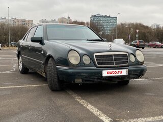 1999 Mercedes-Benz E-Класс 200 II (W210, S210), зелёный, 279000 рублей, вид 3